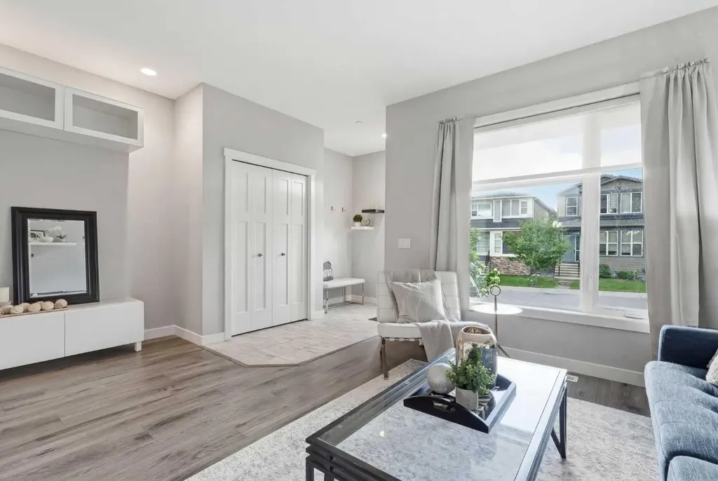 21 Howse Street NE Calgary AB T3P 0V8