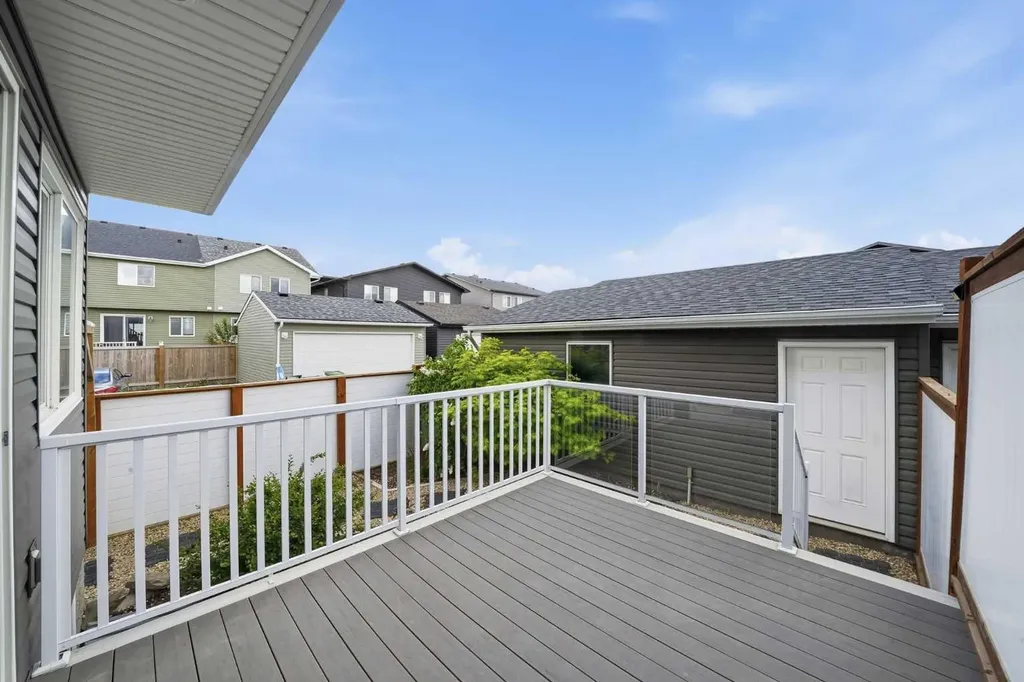 21 Howse Street NE Calgary AB T3P 0V8