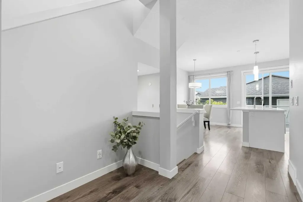 21 Howse Street NE Calgary AB T3P 0V8