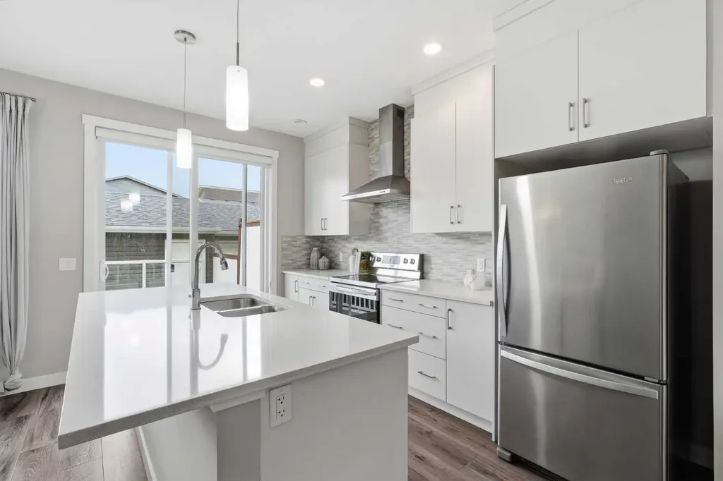 21 Howse Street NE Calgary AB T3P 0V8