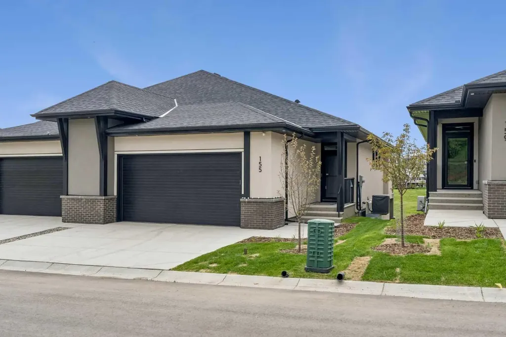 155 Sage Meadows View NW Calgary AB T3P 2C4