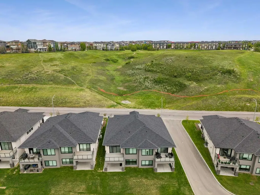 155 Sage Meadows View NW Calgary AB T3P 2C4