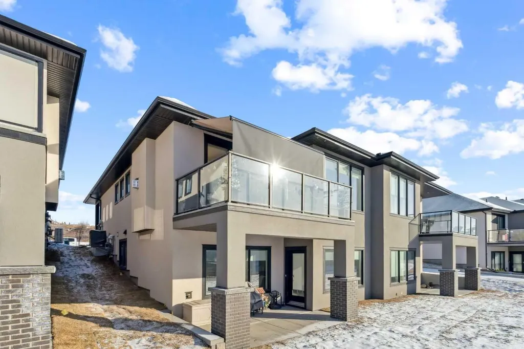 155 Sage Meadows View NW Calgary AB T3P 2C4