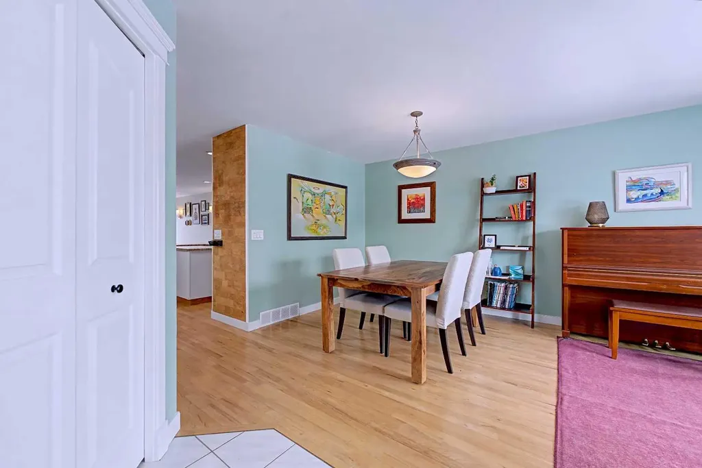 1631 16a Street SE Calgary AB T2G3S6