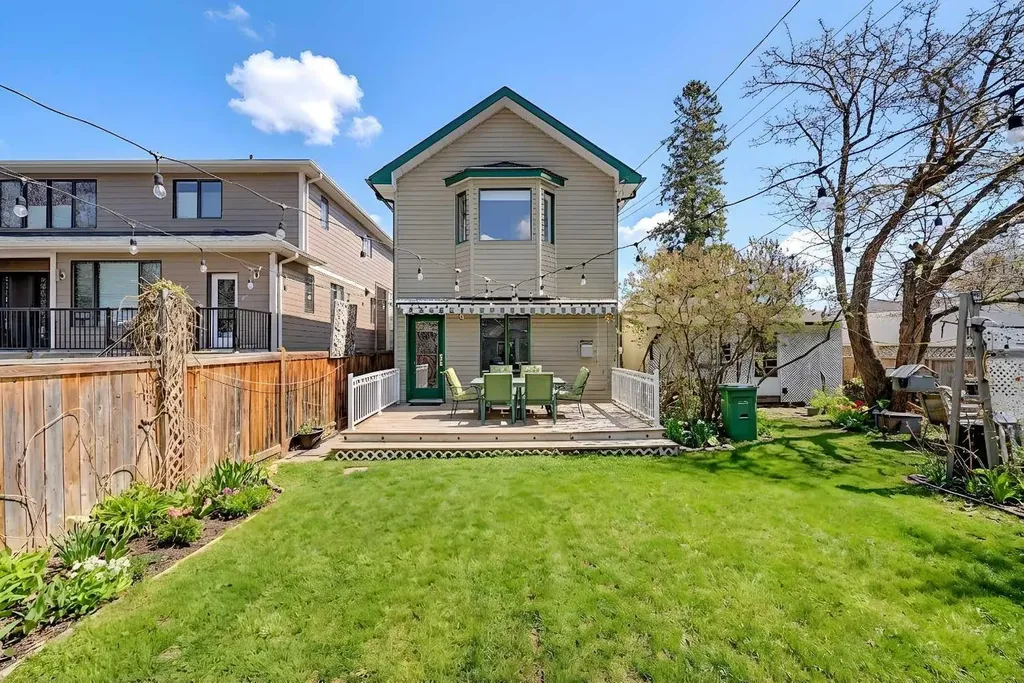 1631 16a Street SE Calgary AB T2G3S6