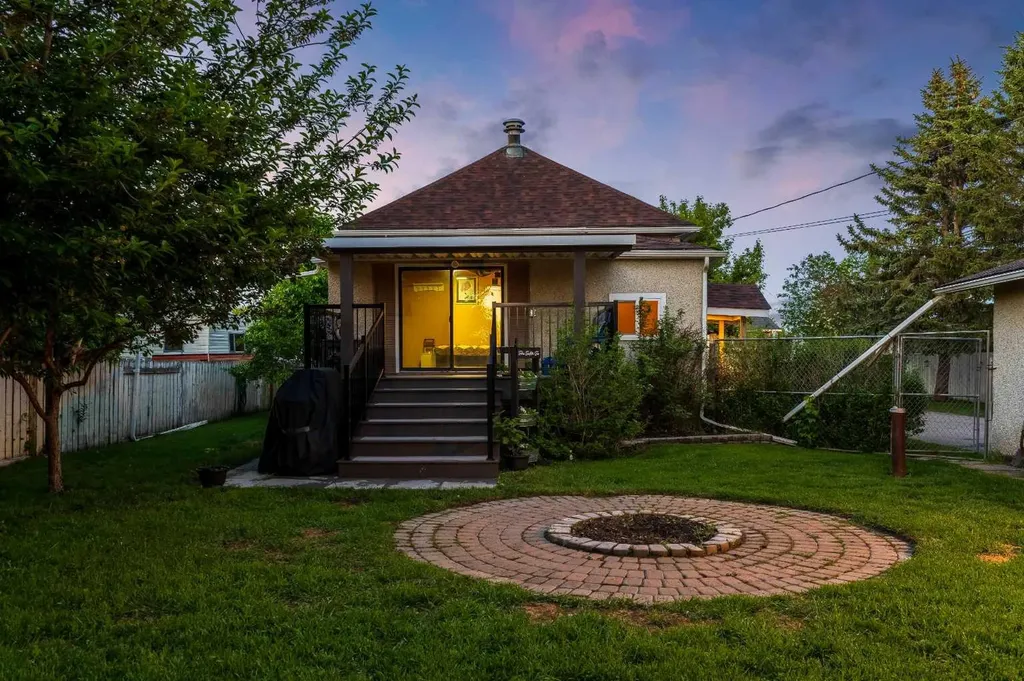 123 Mccann Street SE Langdon AB T0J 1X1
