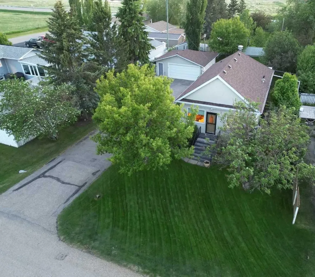 123 Mccann Street SE Langdon AB T0J 1X1