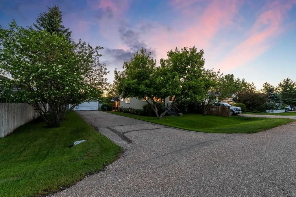 123 Mccann Street SE Langdon AB T0J 1X1