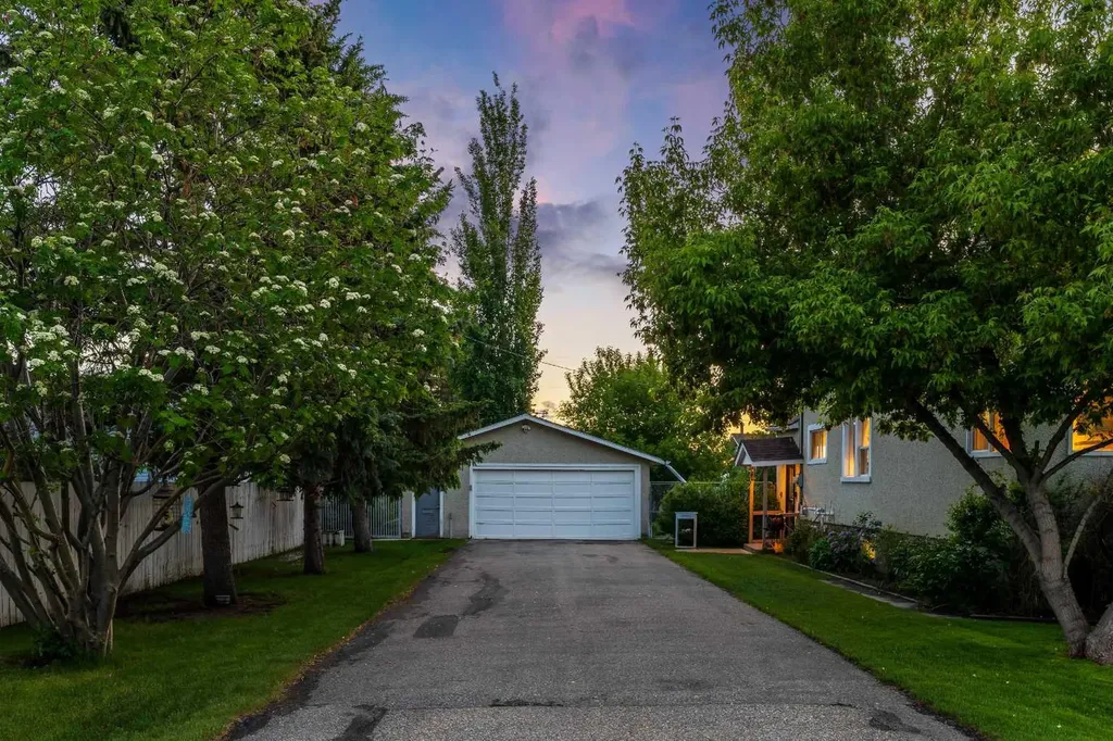 123 Mccann Street SE Langdon AB T0J 1X1