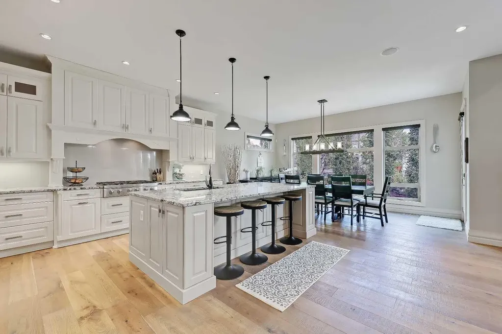 1029 Coopers Drive SW Airdrie AB T4B 3L7