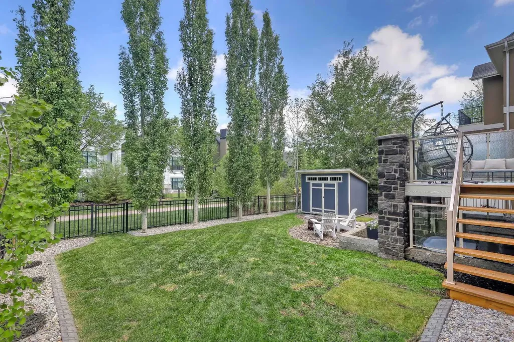 1029 Coopers Drive SW Airdrie AB T4B 3L7