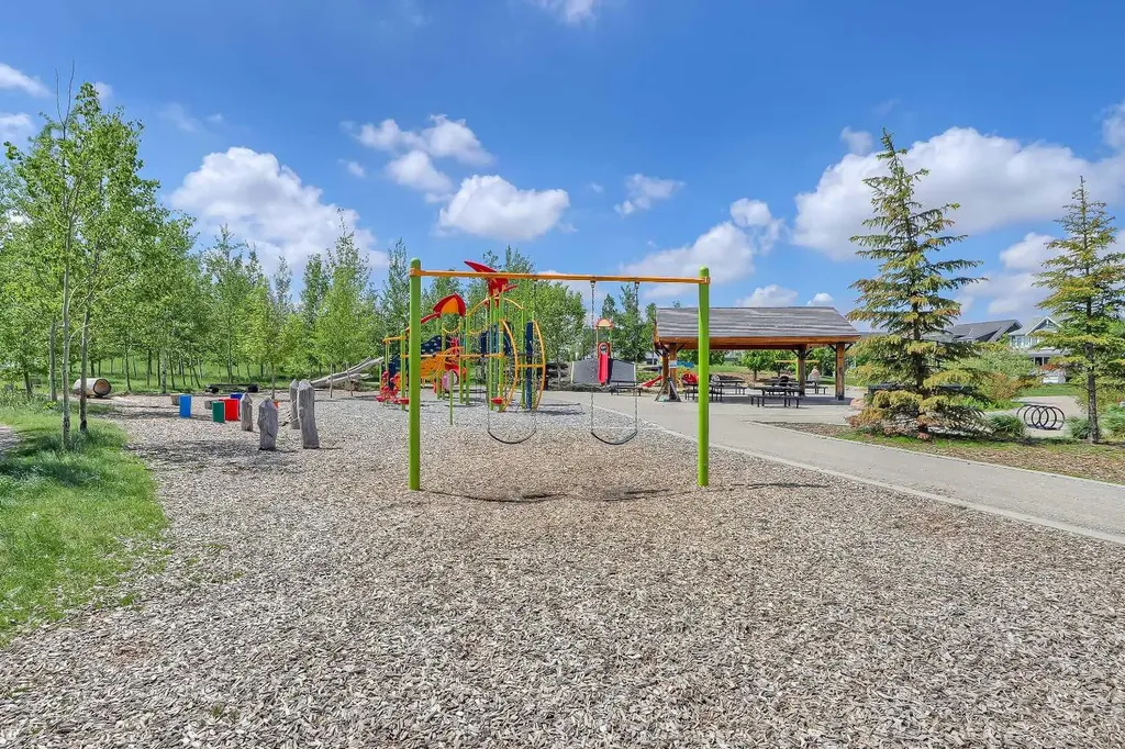 1029 Coopers Drive SW Airdrie AB T4B 3L7