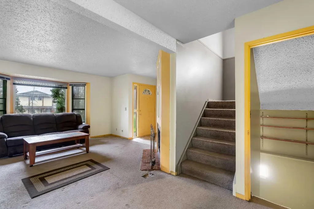 37 Templeby Way NE Calgary AB T1Y 5N7