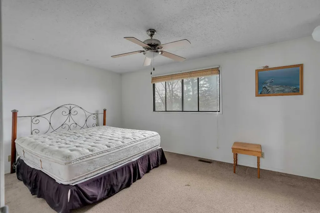 37 Templeby Way NE Calgary AB T1Y 5N7