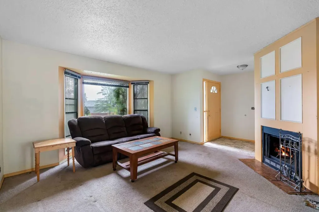 37 Templeby Way NE Calgary AB T1Y 5N7