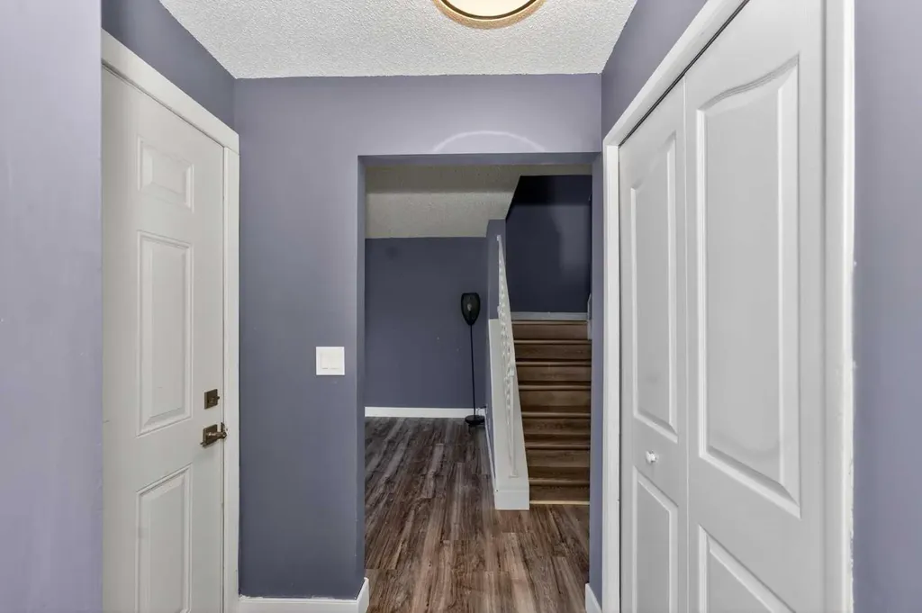 75 Templemont Way NE Calgary AB T1Y 5K8