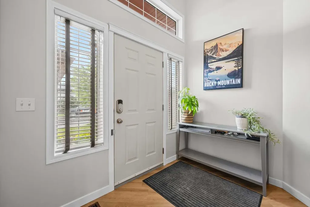 179 Silver Springs Way NW Airdrie AB T4B 2Y3