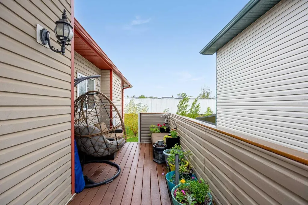 179 Silver Springs Way NW Airdrie AB T4B 2Y3