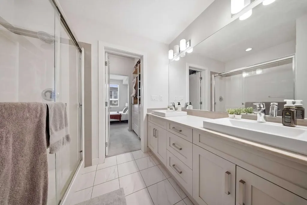 20 Walgrove Walk SE Calgary AB T2X 4L2