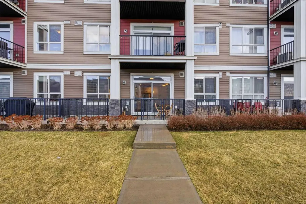20 Walgrove Walk SE Calgary AB T2X 4L2