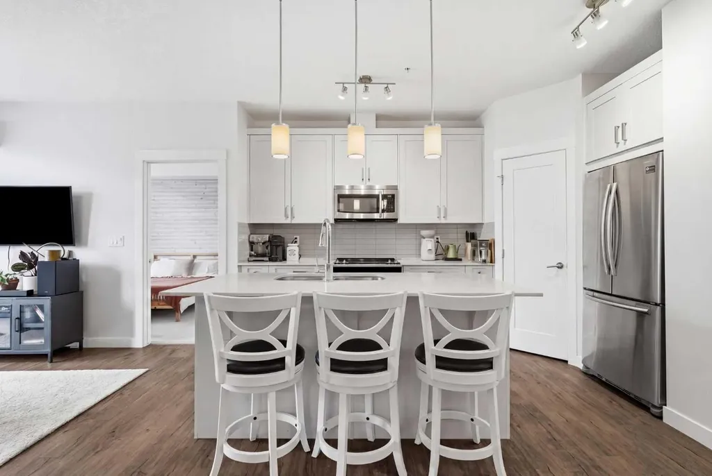 20 Walgrove Walk SE Calgary AB T2X 4L2