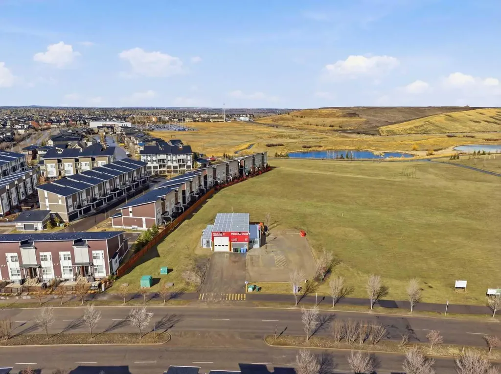 20 Walgrove Walk SE Calgary AB T2X 4L2