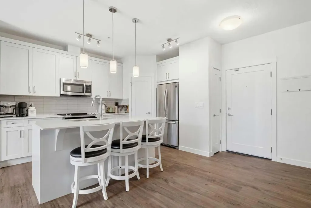 20 Walgrove Walk SE Calgary AB T2X 4L2