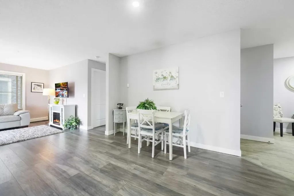 625 Glenbow Drive Cochrane AB T4C 0S7