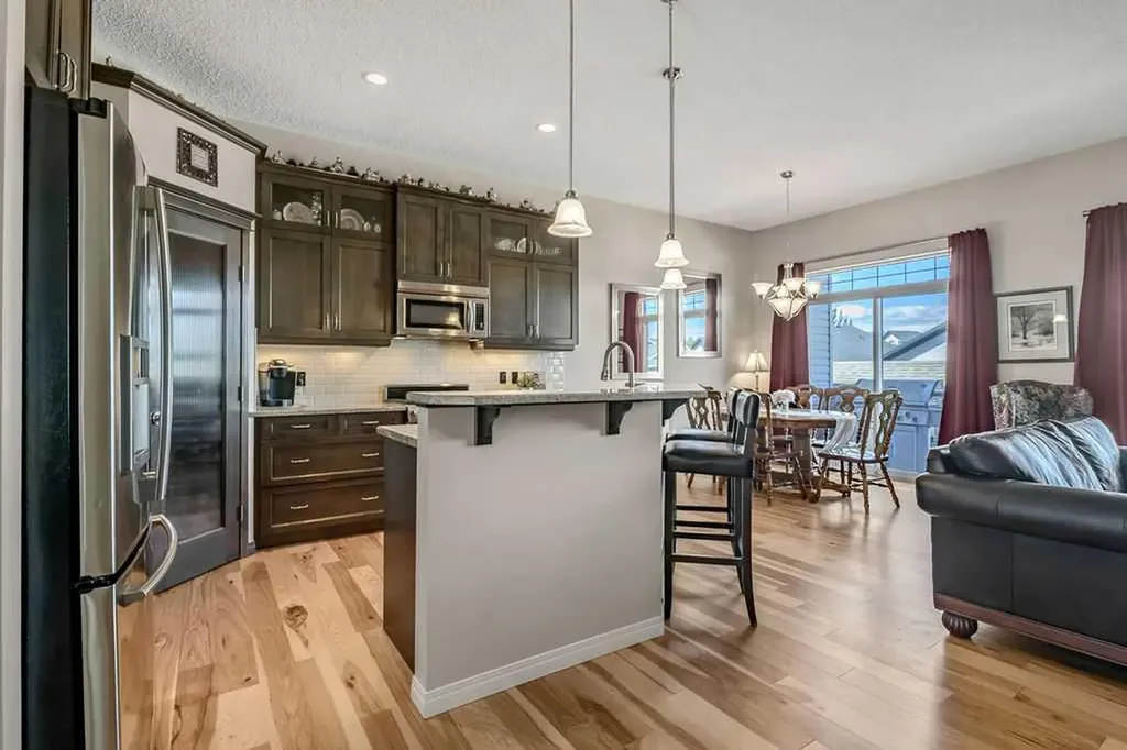 347 Willow Ridge Manor SW Diamond Valley AB T0L 2A0