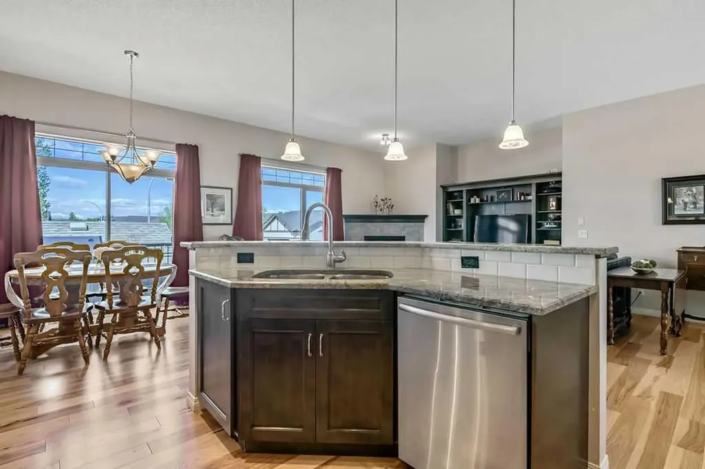 347 Willow Ridge Manor SW Diamond Valley AB T0L 2A0