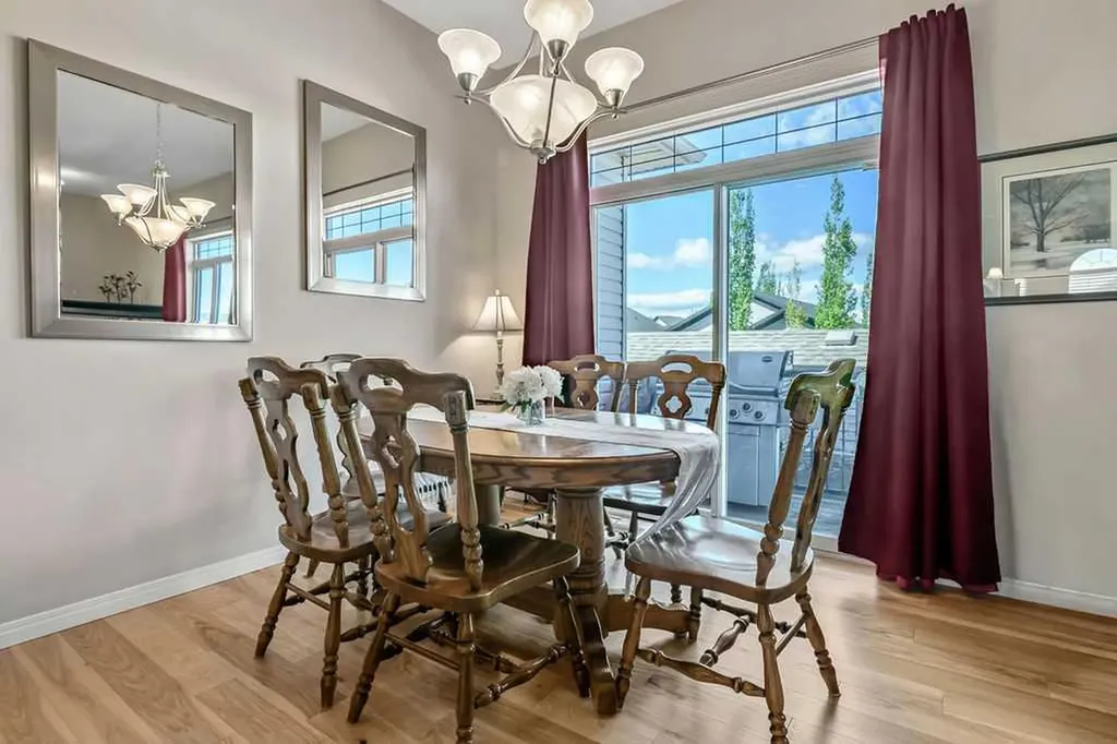 347 Willow Ridge Manor SW Diamond Valley AB T0L 2A0
