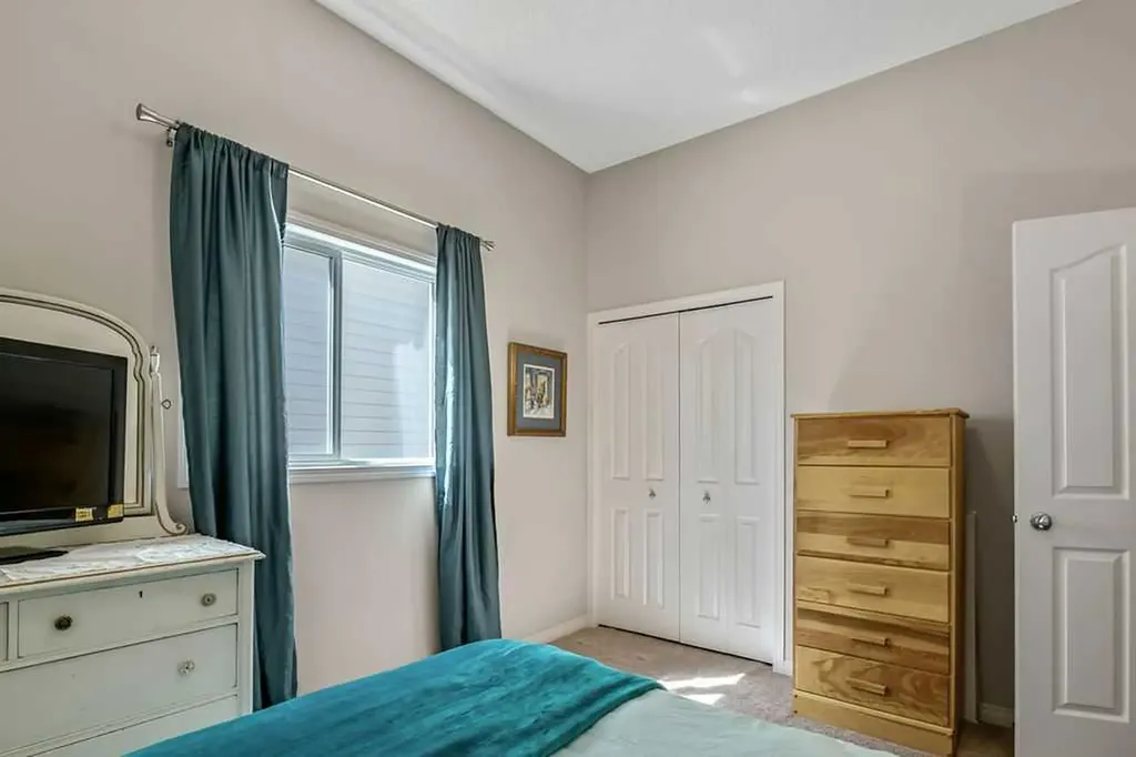347 Willow Ridge Manor SW Diamond Valley AB T0L 2A0