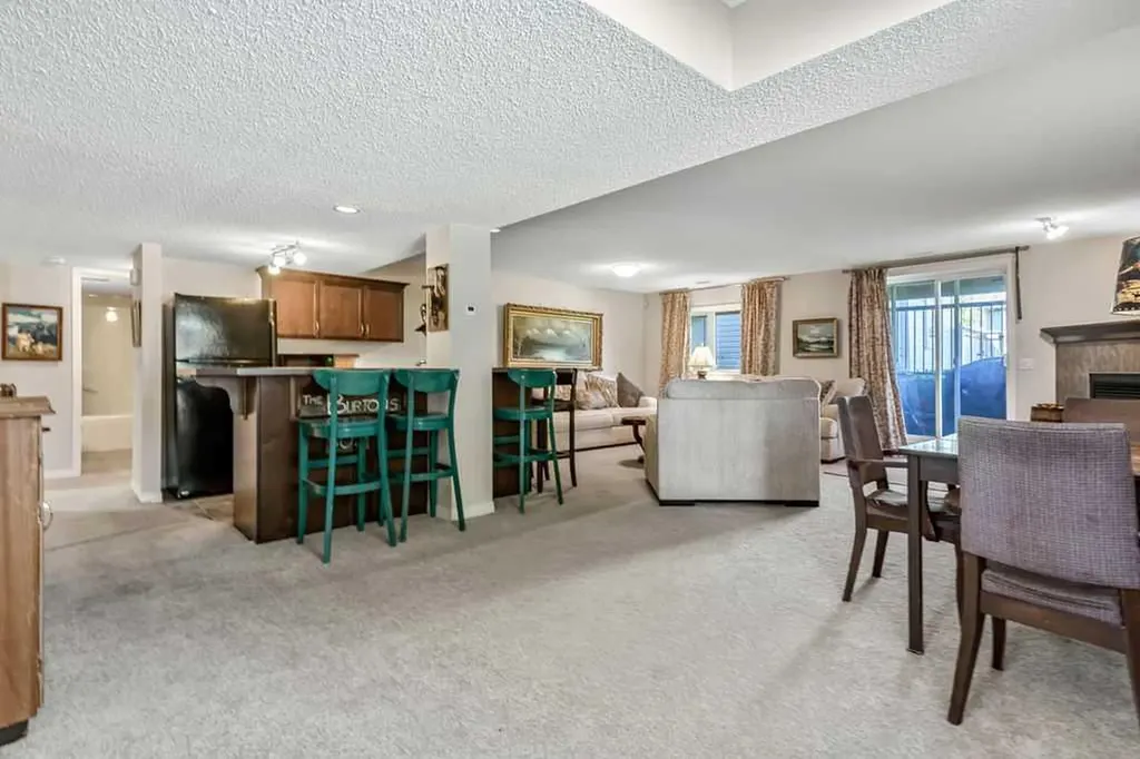347 Willow Ridge Manor SW Diamond Valley AB T0L 2A0