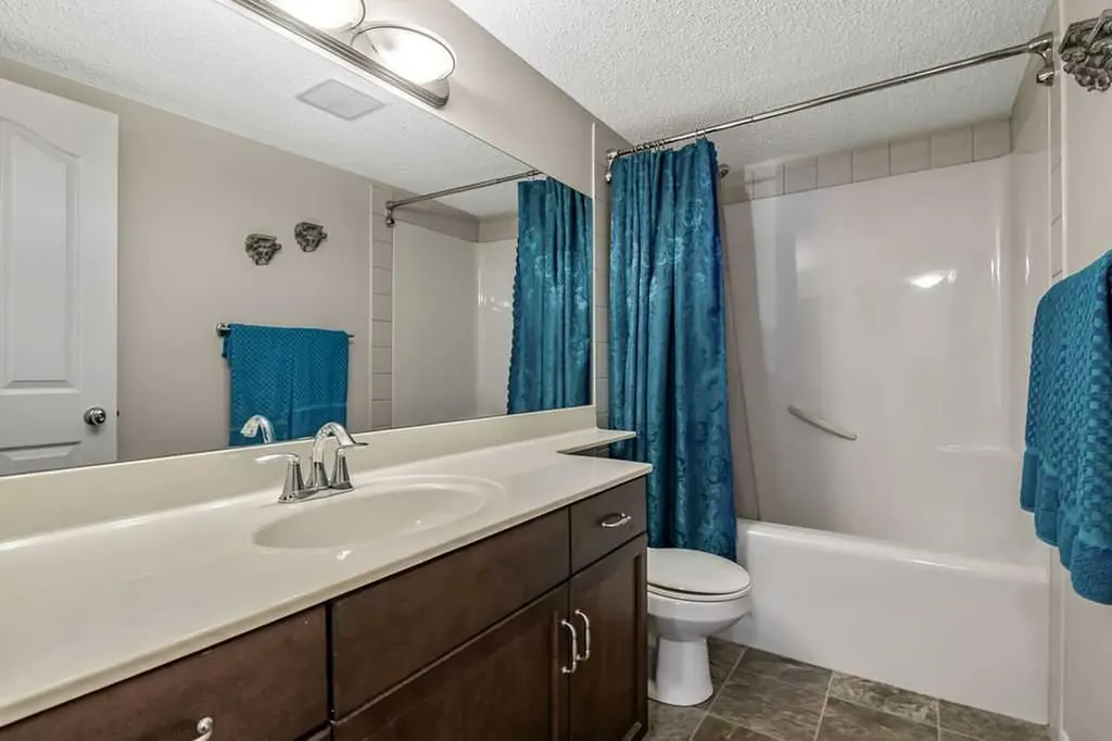 347 Willow Ridge Manor SW Diamond Valley AB T0L 2A0