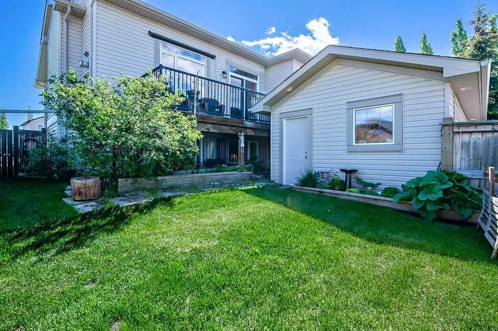 347 Willow Ridge Manor SW Diamond Valley AB T0L 2A0
