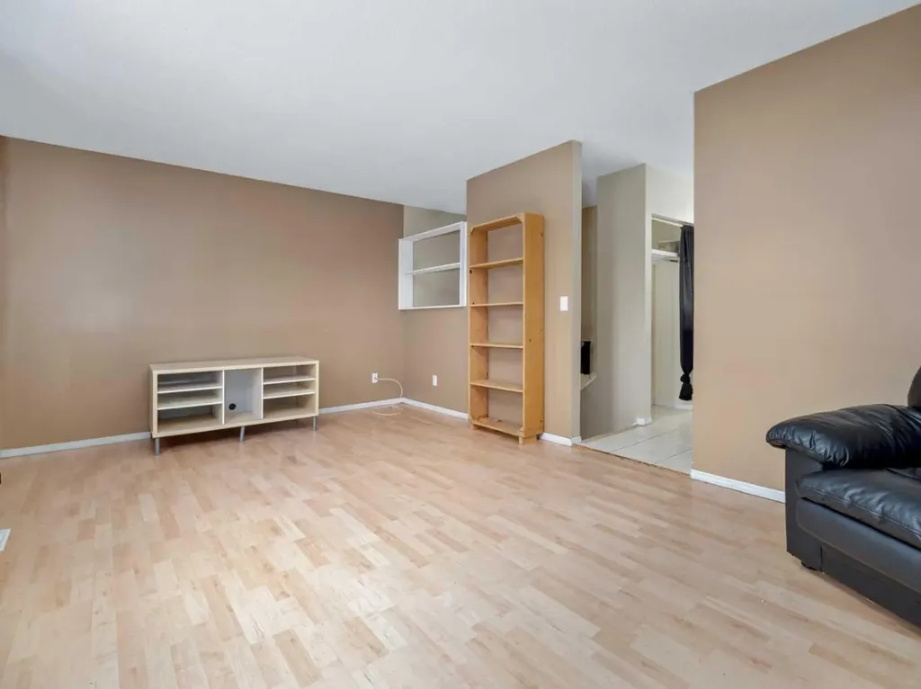 269 Laval Boulevard W Lethbridge AB T1K 4E2
