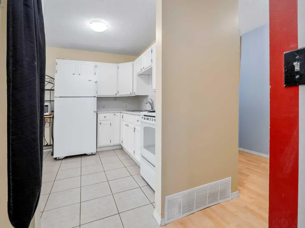 269 Laval Boulevard W Lethbridge AB T1K 4E2
