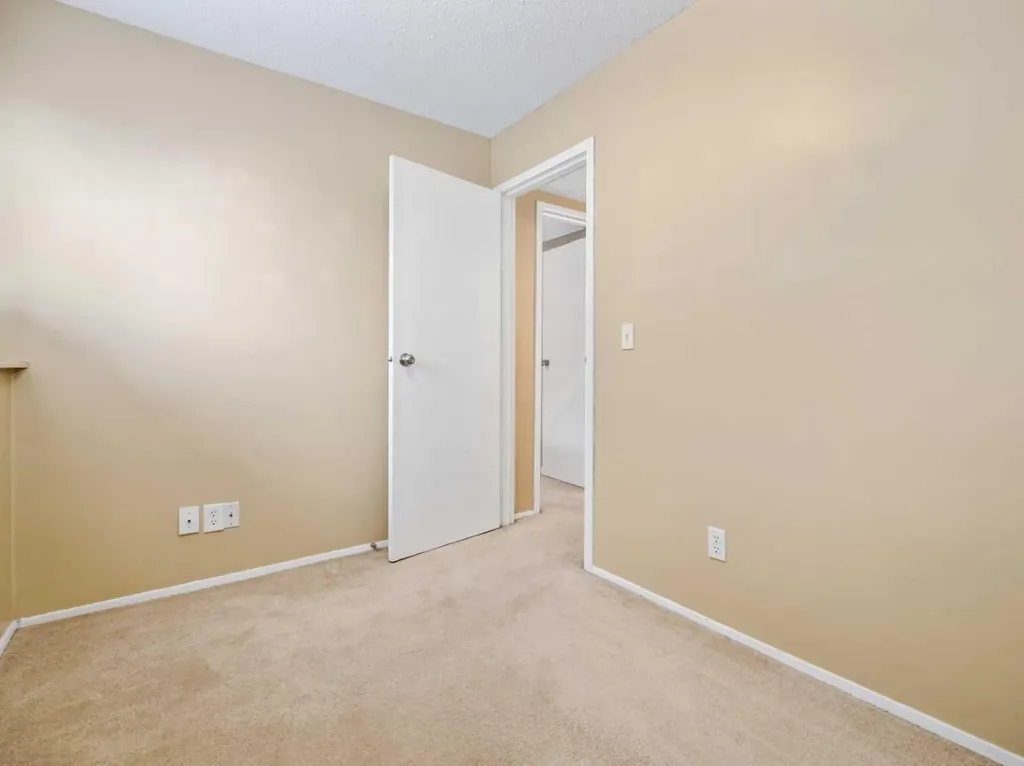 269 Laval Boulevard W Lethbridge AB T1K 4E2