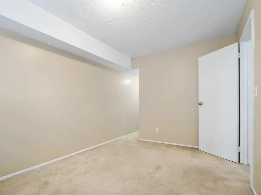 269 Laval Boulevard W Lethbridge AB T1K 4E2