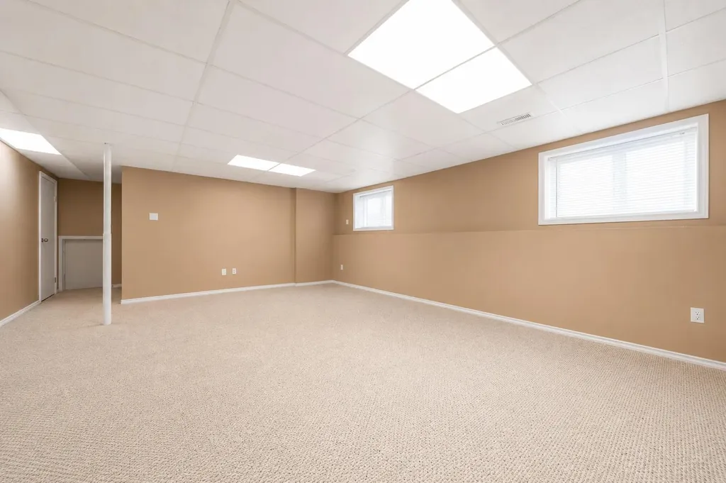 107 Sprague Way SE Medicine Hat AB T1B 3L5