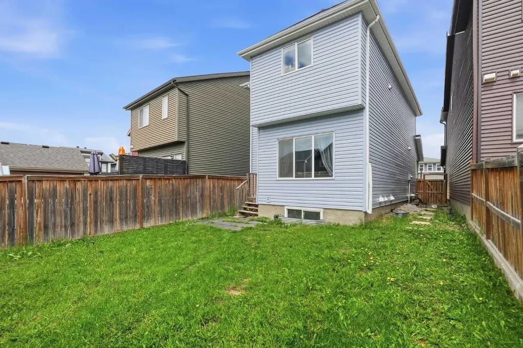 58 Evansridge Crescent NW Calgary AB T3P 0J2
