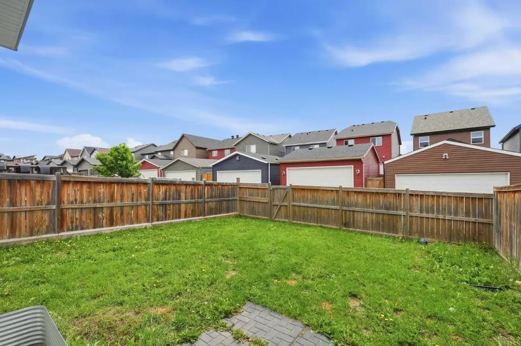 58 Evansridge Crescent NW Calgary AB T3P 0J2
