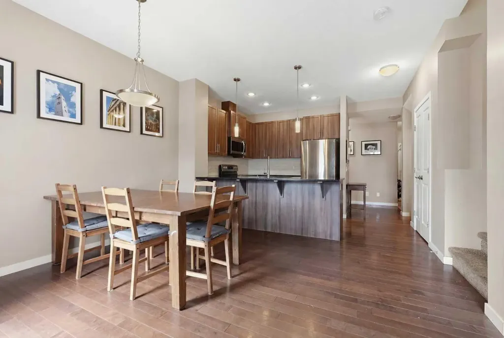 58 Evansridge Crescent NW Calgary AB T3P 0J2