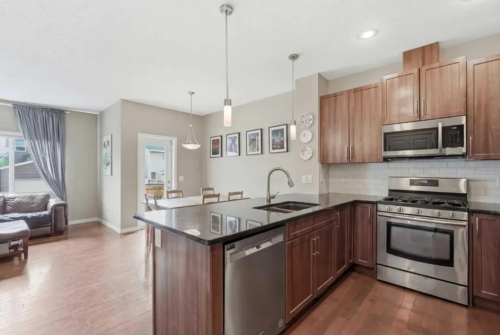 58 Evansridge Crescent NW Calgary AB T3P 0J2