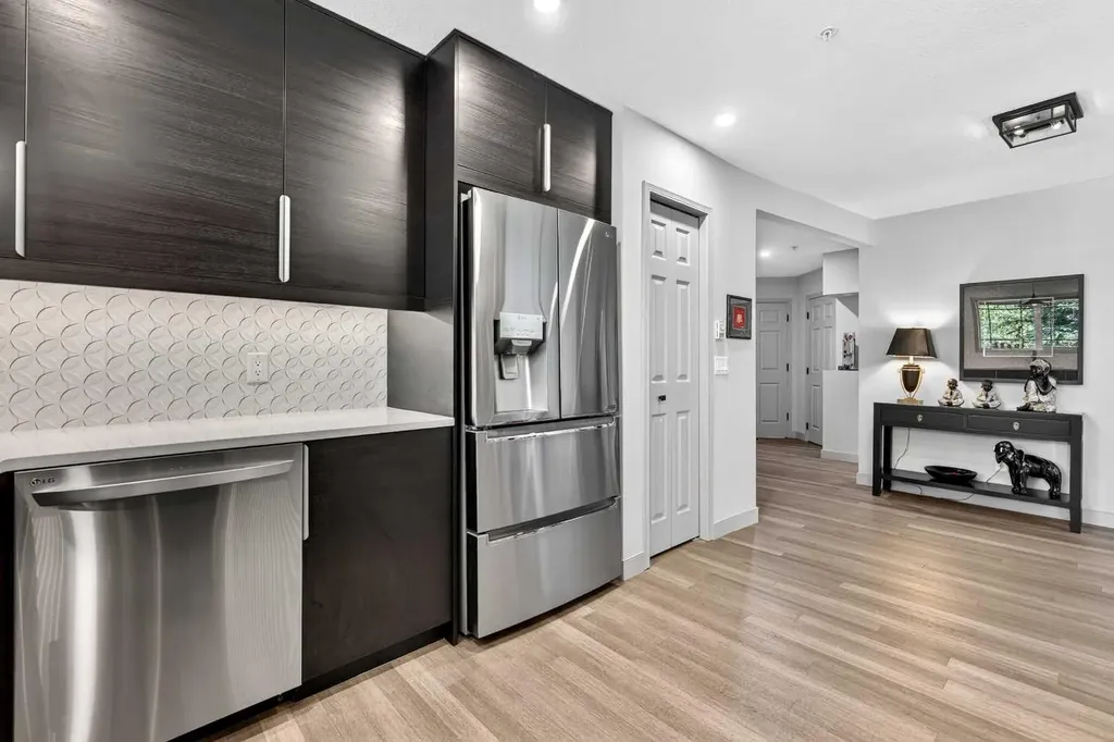 2144 Paliswood Road SW Calgary AB T2V 5K2