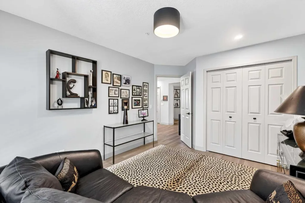 2144 Paliswood Road SW Calgary AB T2V 5K2