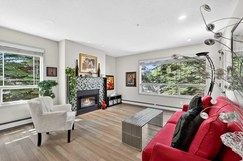 2144 Paliswood Road SW Calgary AB T2V 5K2