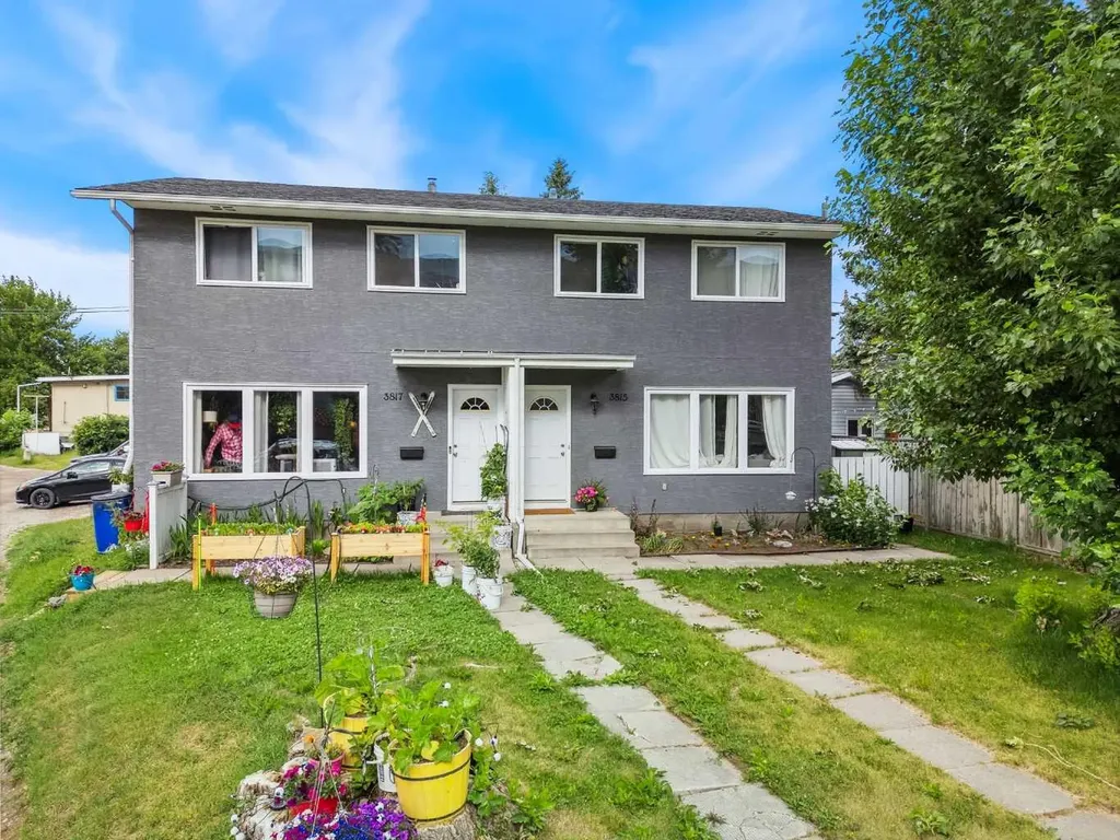 3815/3817 43 Street SW Calgary AB T3E3P8
