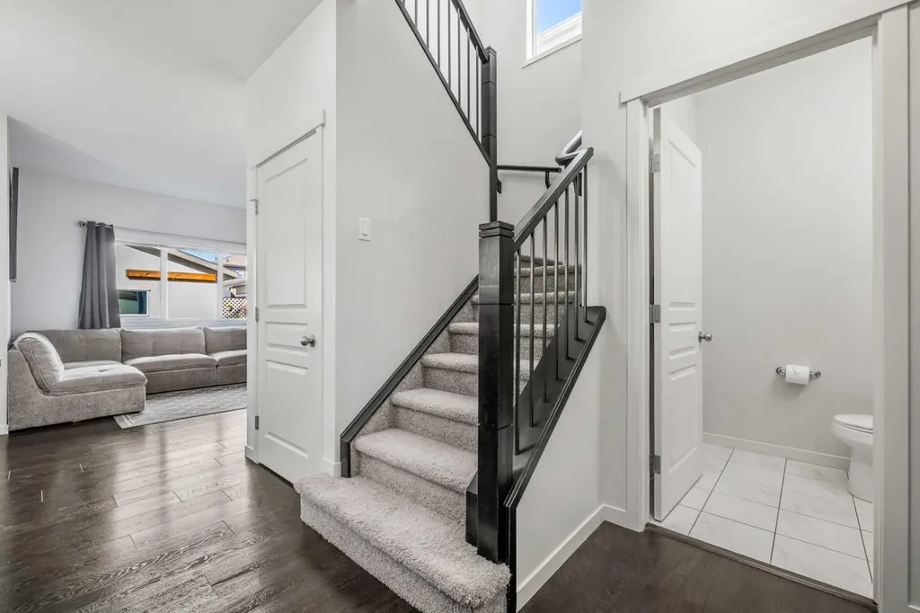 432 Marquis Heights SE Calgary AB T3M 1V1