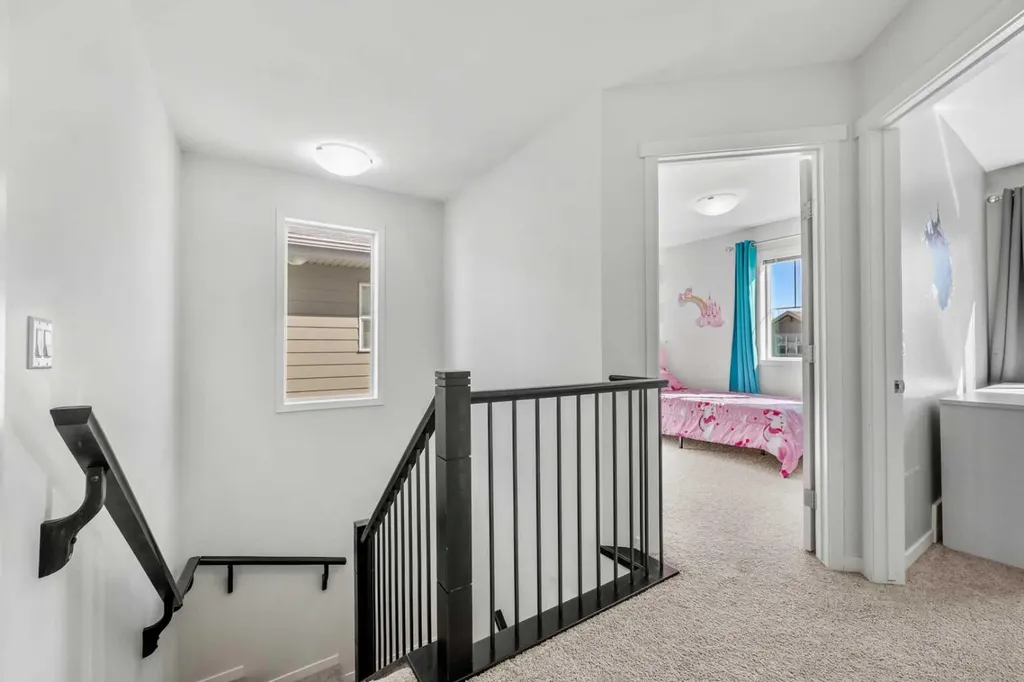 432 Marquis Heights SE Calgary AB T3M 1V1